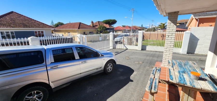 Commercial Property for Sale in Heathfield Western Cape